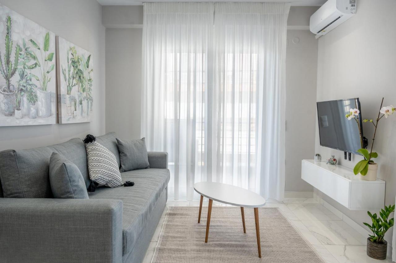 Nk Luxury Apartments Preveza Exteriör bild