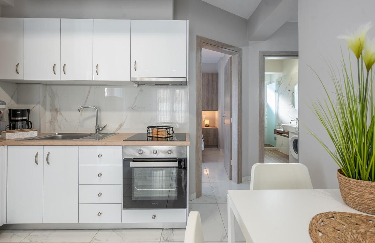 Nk Luxury Apartments Preveza Exteriör bild