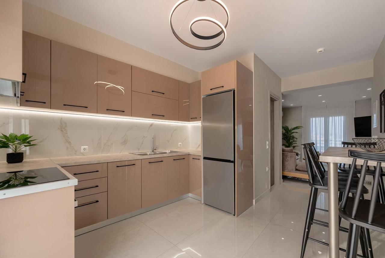 Nk Luxury Apartments Preveza Exteriör bild